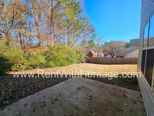 Building Photo - GORGEOUS HOME IN POPULAR PILGRIM'S MANOR /...