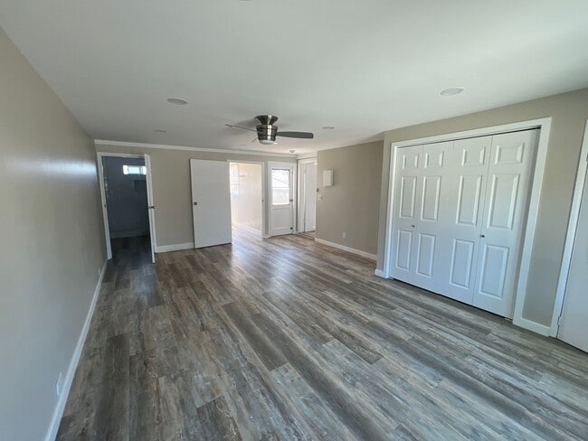 Building Photo - 2 Bedroom, 2 Bathroom Home