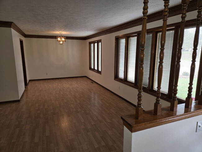 Building Photo - 3802 Gnarl Tree Ln