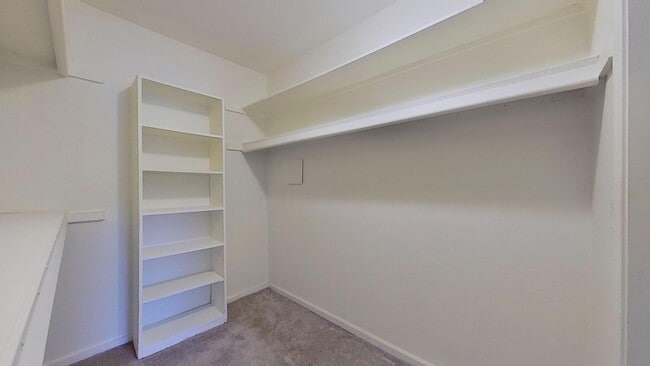 Building Photo - 21096 Boulder Cir