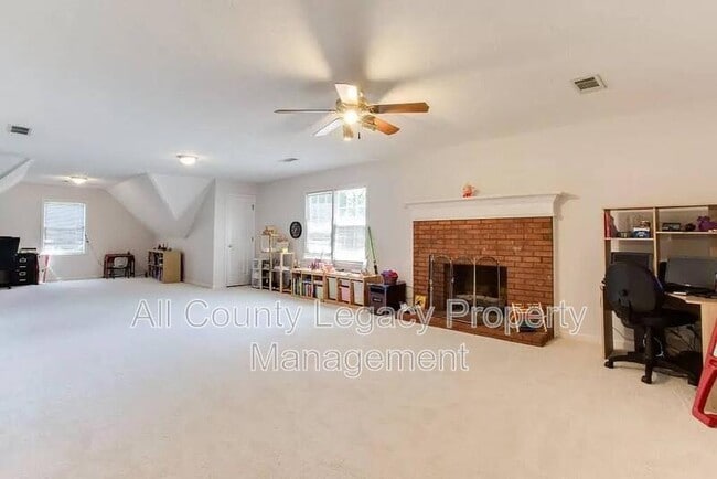 Building Photo - 2541 Berwick Walk