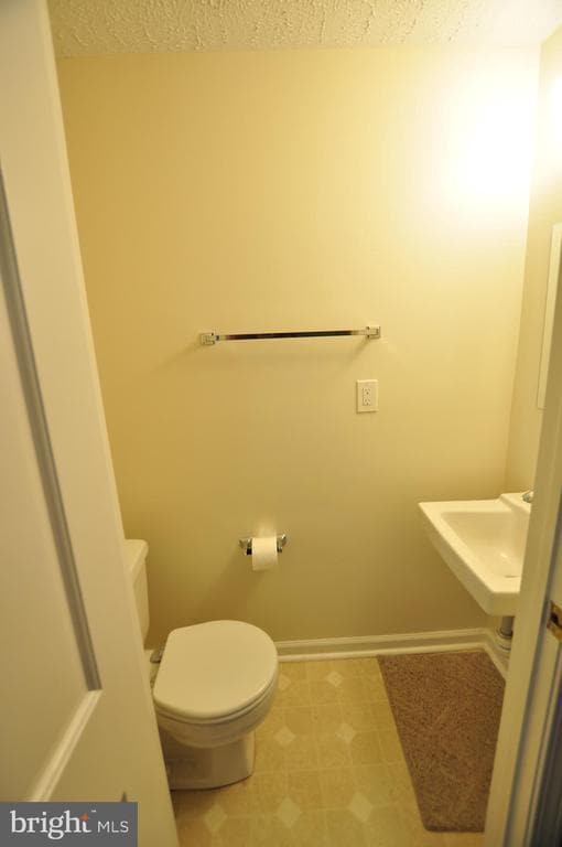 Building Photo - 17404 Founders Mill Dr