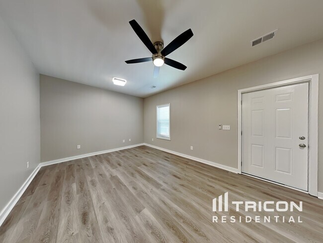 Building Photo - 1751 Miller Springs Dr
