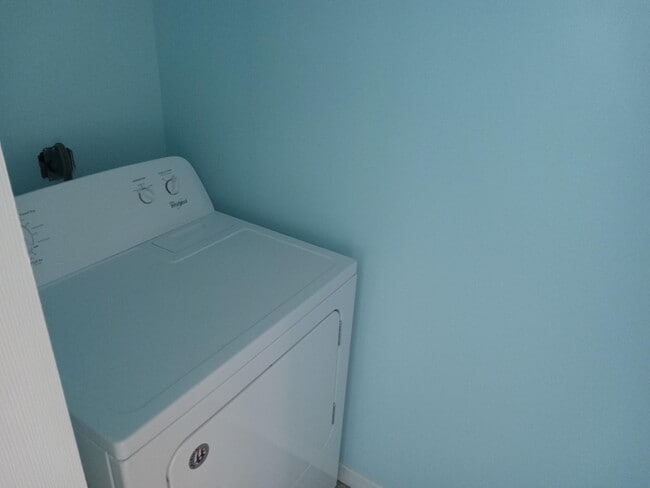 Building Photo - 201 Cutthroat Dr