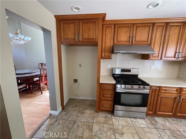 Building Photo - 955 Longview Dr