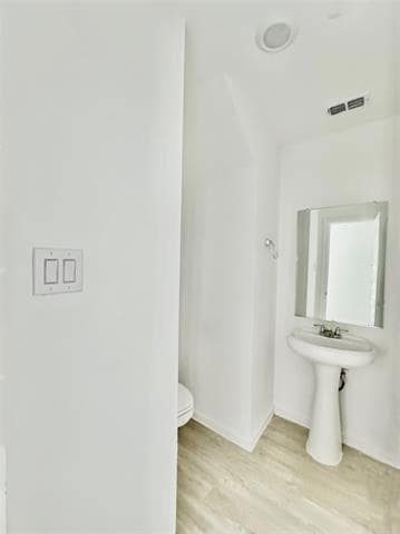 Building Photo - 906 Grebe Dr