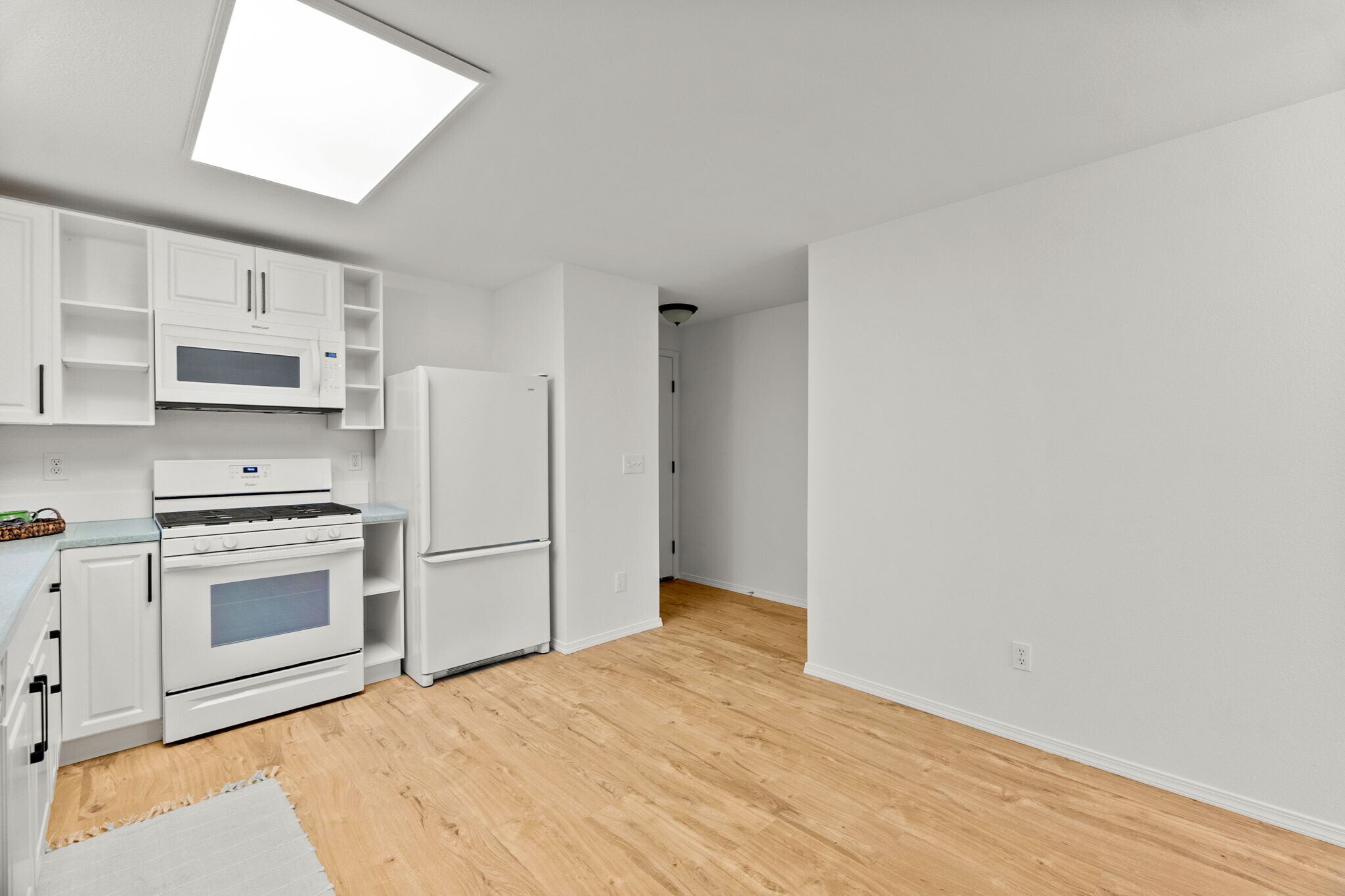 Building Photo - 1102 Irving St SW