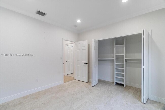 Building Photo - 9173 NW 147th Terrace