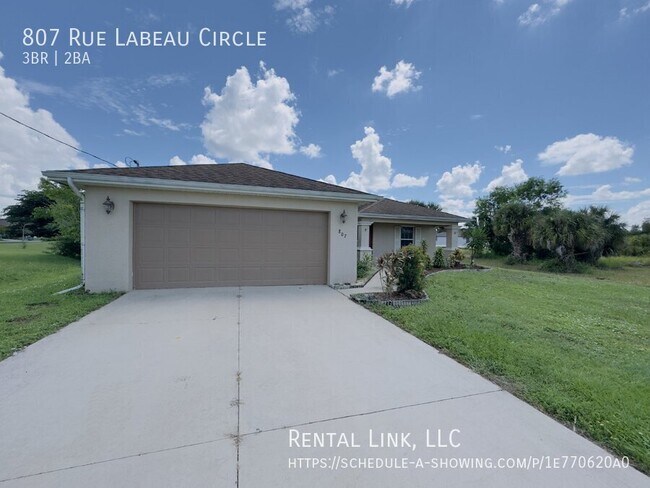 Building Photo - 807 Rue Labeau Cir