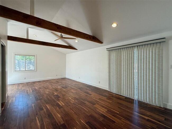 Building Photo - 5814 Gloucester Ln
