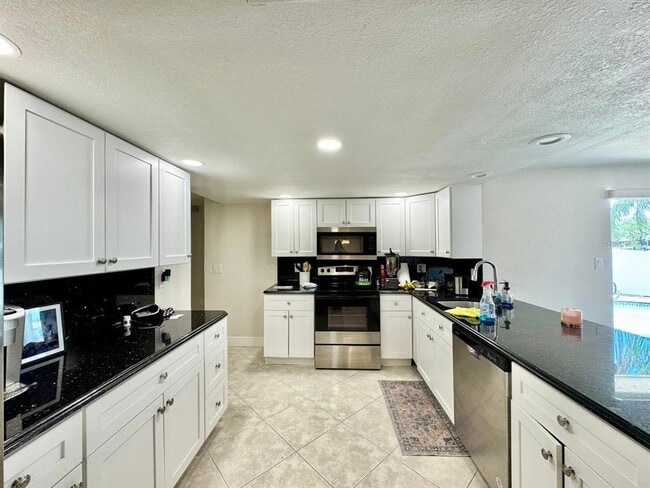 Building Photo - 5017 Anchor Way