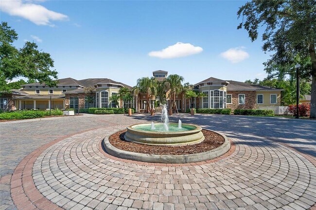 Building Photo - 9916 Courtney Palms Blvd
