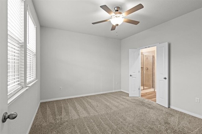 Building Photo - 6309 Night Chinook Dr