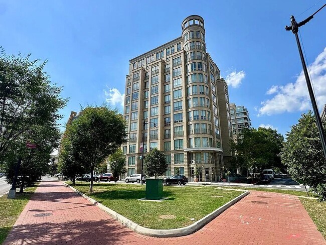 Building Photo - 301 Massachusetts Ave NW