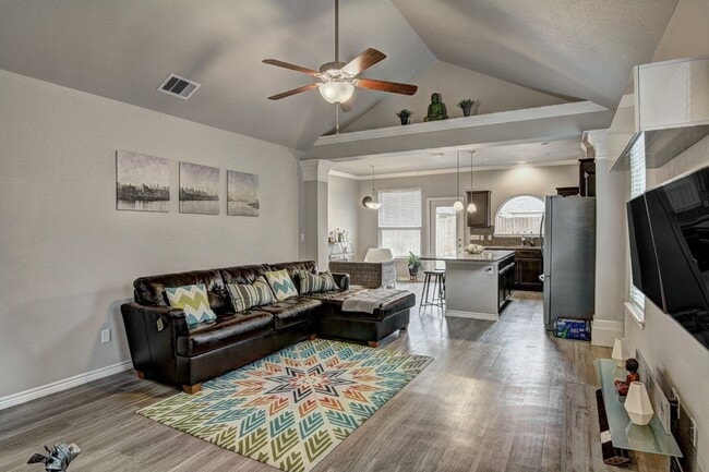 Building Photo - 2206 Oso Bay Preserve Dr