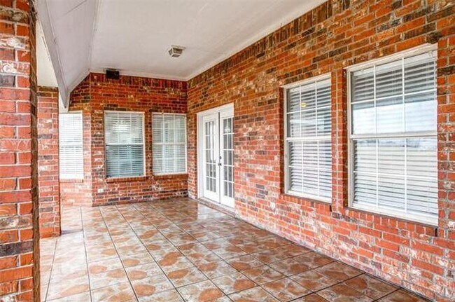 Building Photo - 157 Country Pl Ln