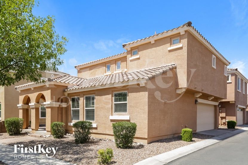 Building Photo - 2226 S Buckaroo Trail