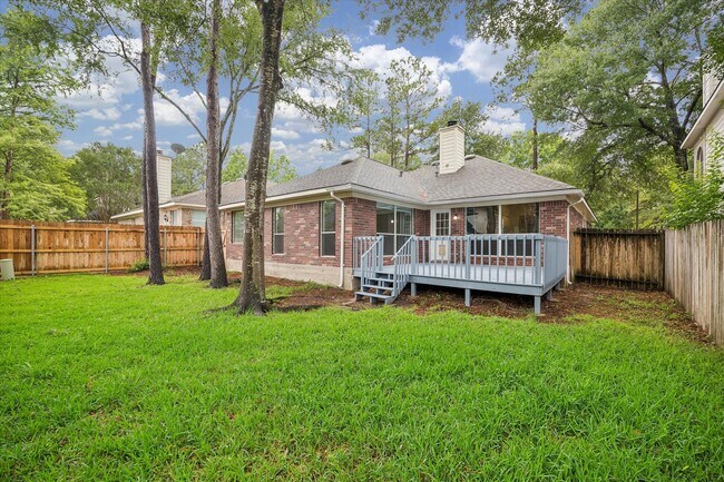 Building Photo - 22 N Holly Laurel Cir