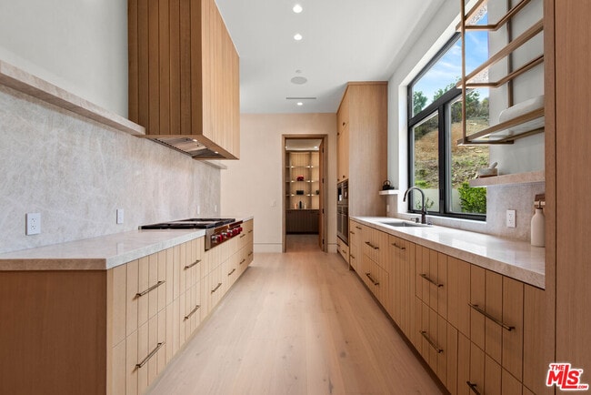 Building Photo - 5340 Whitman Rd