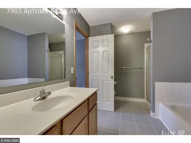 Building Photo - 7903 Autumn Ridge Ave