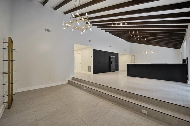 Building Photo - 3501 N Park Rd