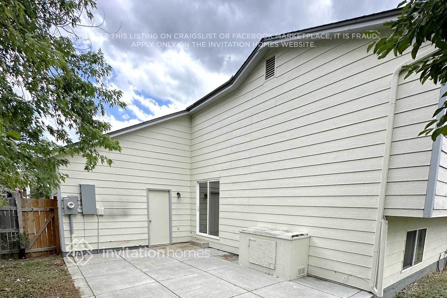 Building Photo - 19471 E Navarro Dr