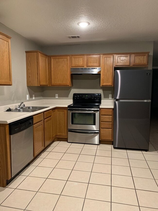 Building Photo - 5003 S 30th St