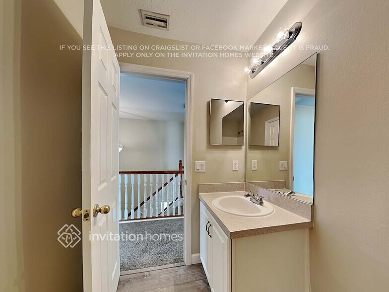 Building Photo - 2258 Blackwood Dr