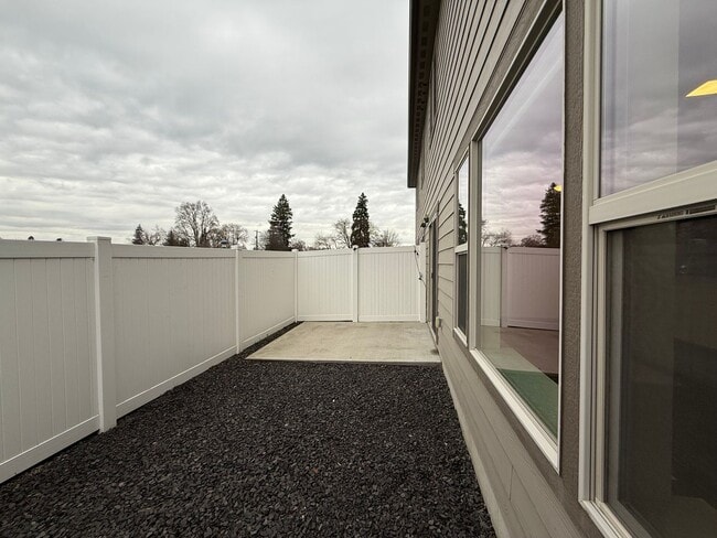 Building Photo - The Chronicle Road Duplexes!