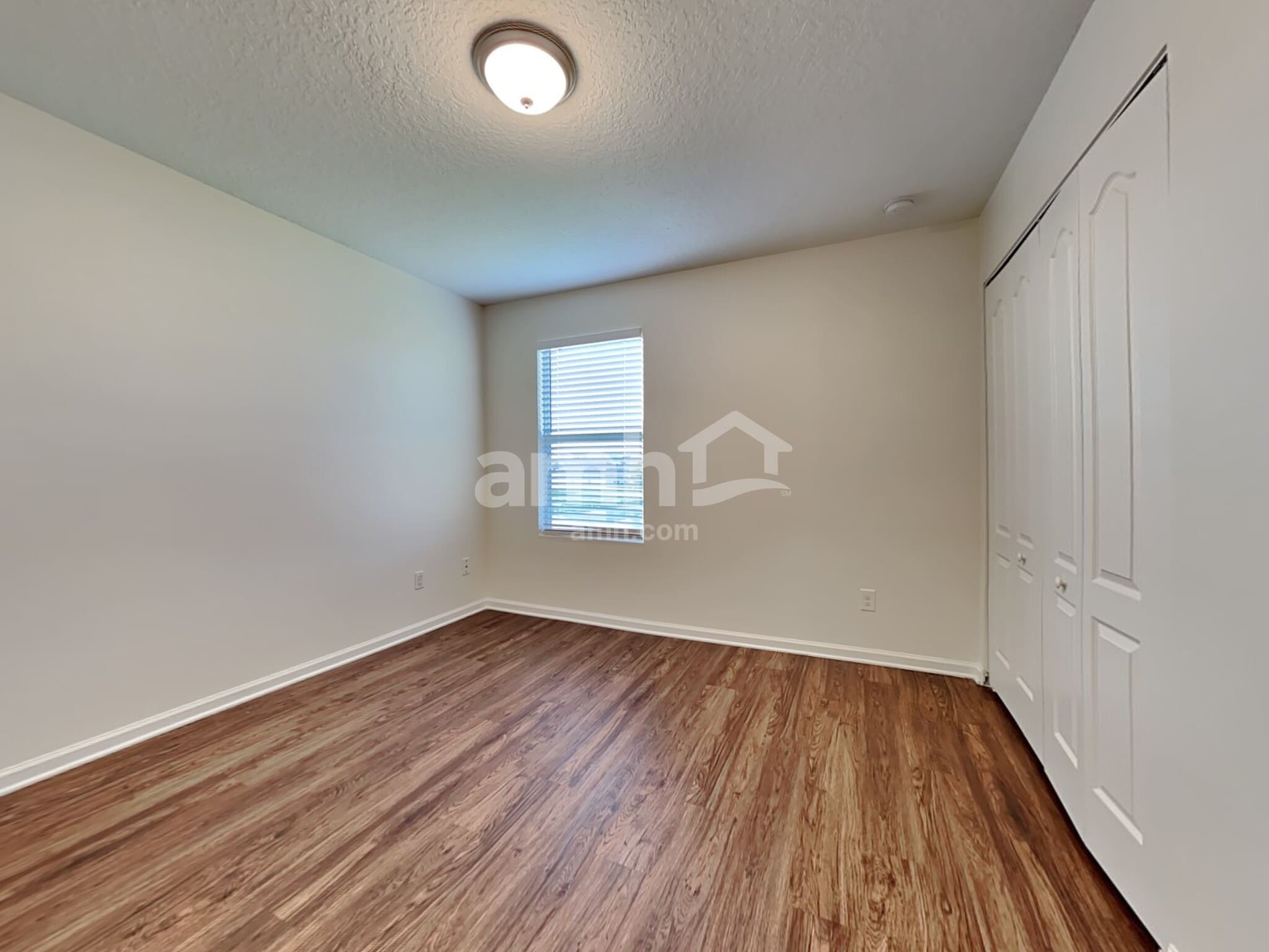 Building Photo - 7338 Cumbria Blvd