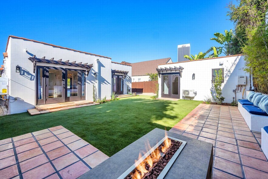 Building Photo - 920 S Spaulding Ave