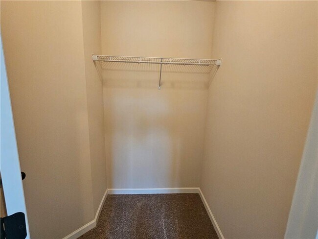 Building Photo - 1550 Horseshoe Creek Ln