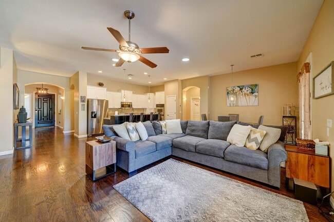 Building Photo - 4221 S Danyell Dr