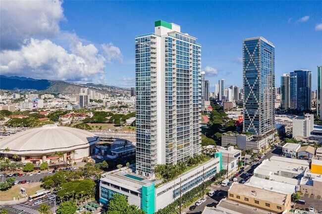 Primary Photo - Furnished 2bd/2ba in the Heart of Kaka'ako