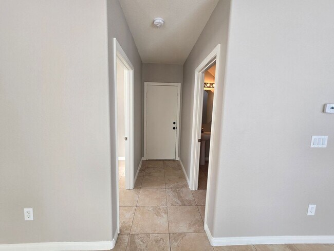Building Photo - Rhodes Ranch 2 Story Rental