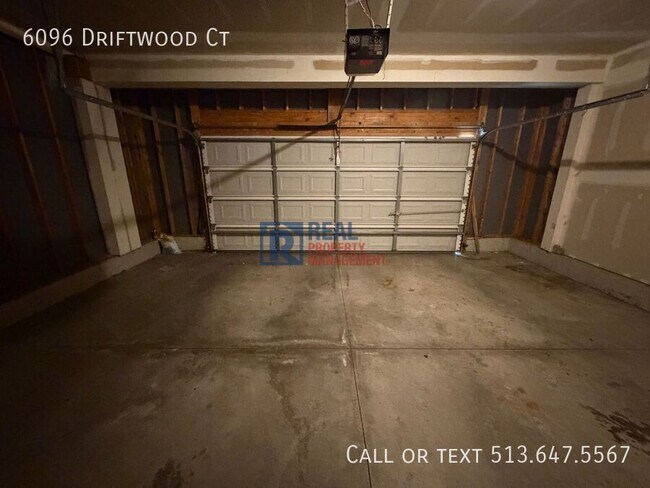 Building Photo - 6096 Driftwood Ct