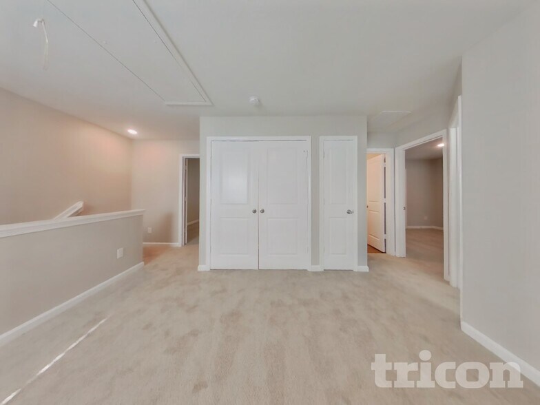 Building Photo - 3530 Ridge Hill Pkwy