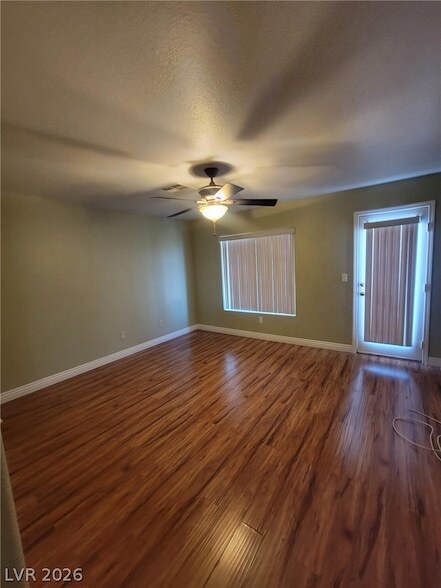 Building Photo - 9577 Villa Adastra Ave