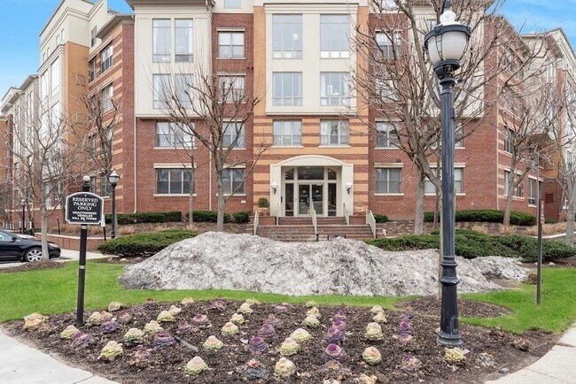 Building Photo - 26 Ave at Port Imperial