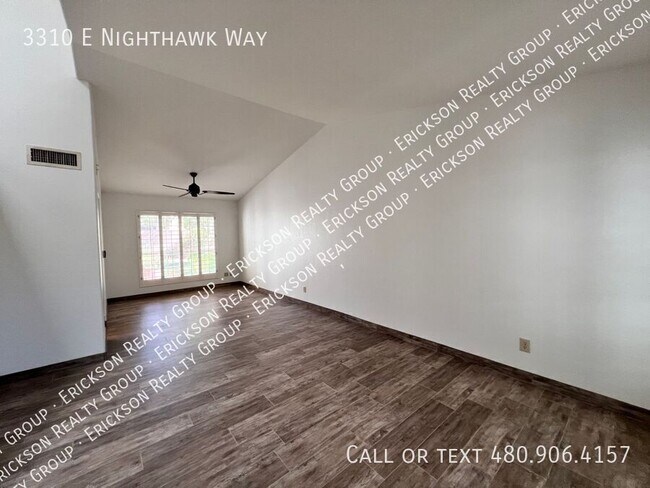 Building Photo - 3310 E Nighthawk Wy