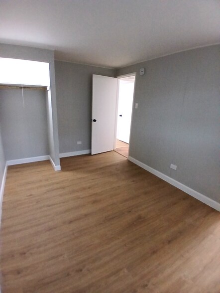 Building Photo - 3208 Nelson Ave