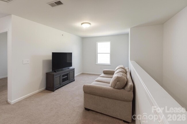 Building Photo - 1266 Nesters Store Pl SW