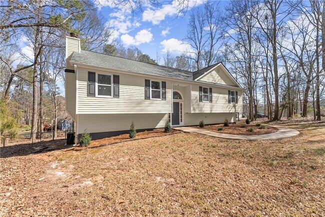 Building Photo - 175 Cedar Ridge Dr