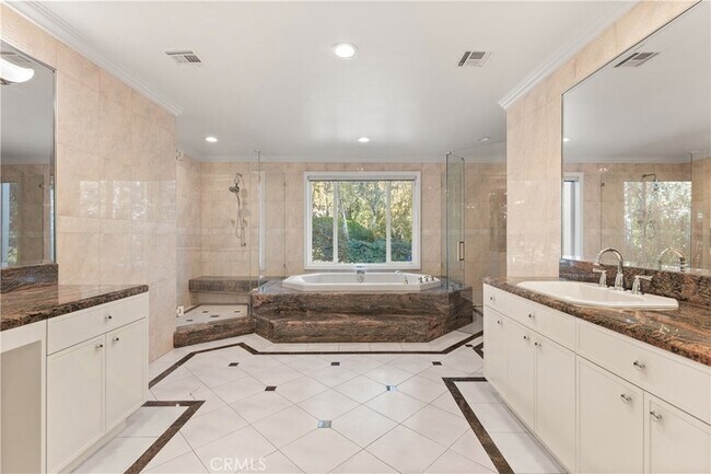 Building Photo - 8152 Tianna Rd