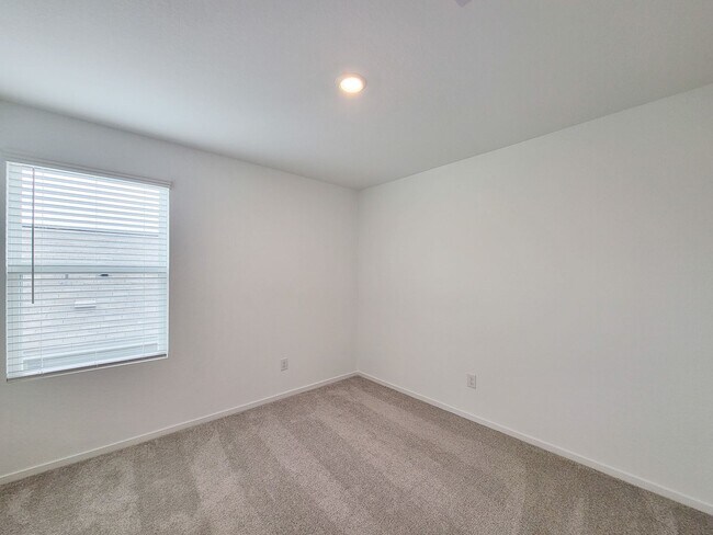 Building Photo - Be the first to live in this beautiful brand-new home featuring 4 spacious bedrooms, 2.5 bathroom...