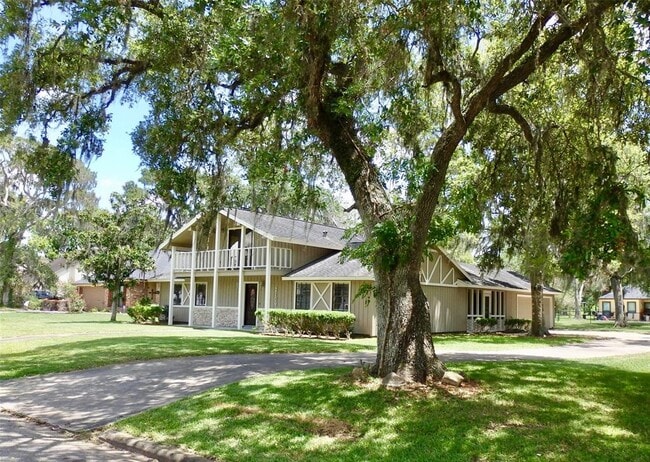 Primary Photo - 2109 Riverside Dr