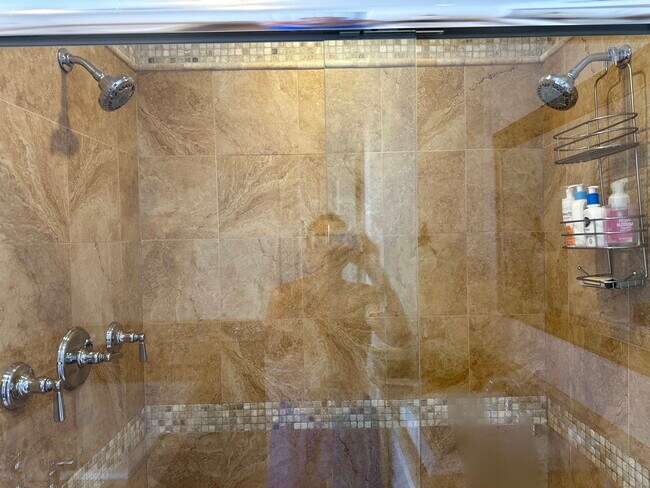 Building Photo - 2149 Fairfield Beach Rd