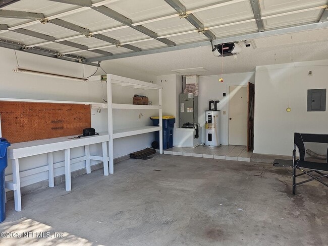 Building Photo - 12639 Enchanted Hollow Dr