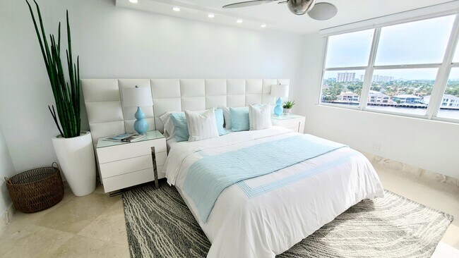 Building Photo - 511 Bayshore Dr