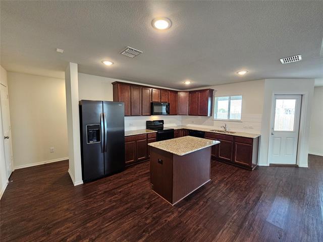 Building Photo - 6228 Misty Breeze Dr